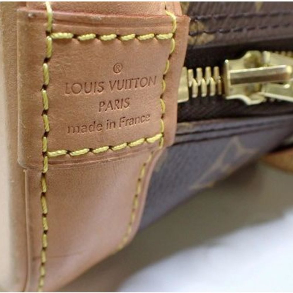 Louis Vuitton Alma BB - Picture 9 of 16